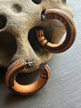 Load image into Gallery viewer, Hoop de Loops #4