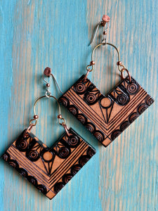 “IN AWE too” Collection