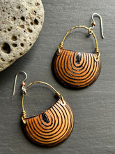 Load image into Gallery viewer, CRESCENT (SMALL) w/brass wire