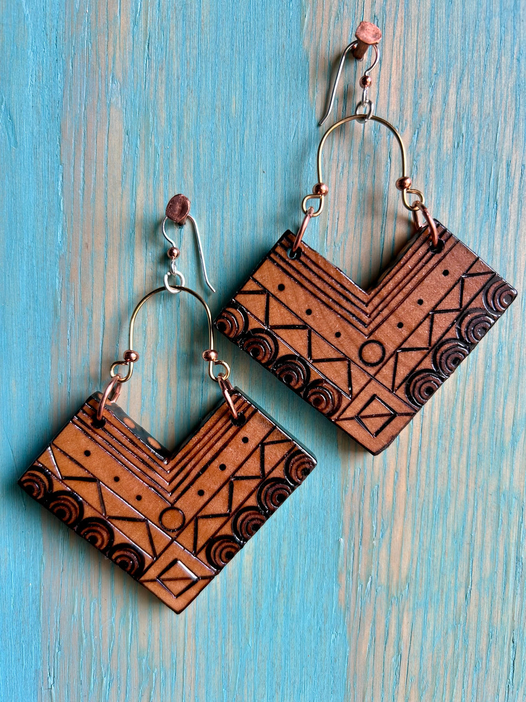“IN AWE too” Collection