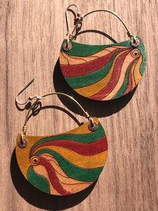 CRESCENT (LARGE) w/brass wire
