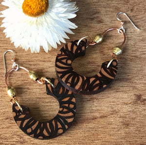 FREE SPIRIT w/brass bicone bead