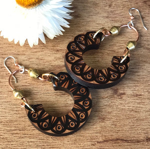 FREE SPIRIT w/brass bicone bead